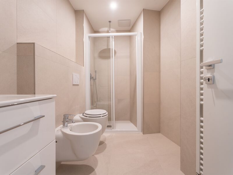 Appartamento attico vista lago